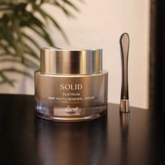 Koy Solid Platinum NMN Youth Renewal Cream – омолаживающий крем с NMN